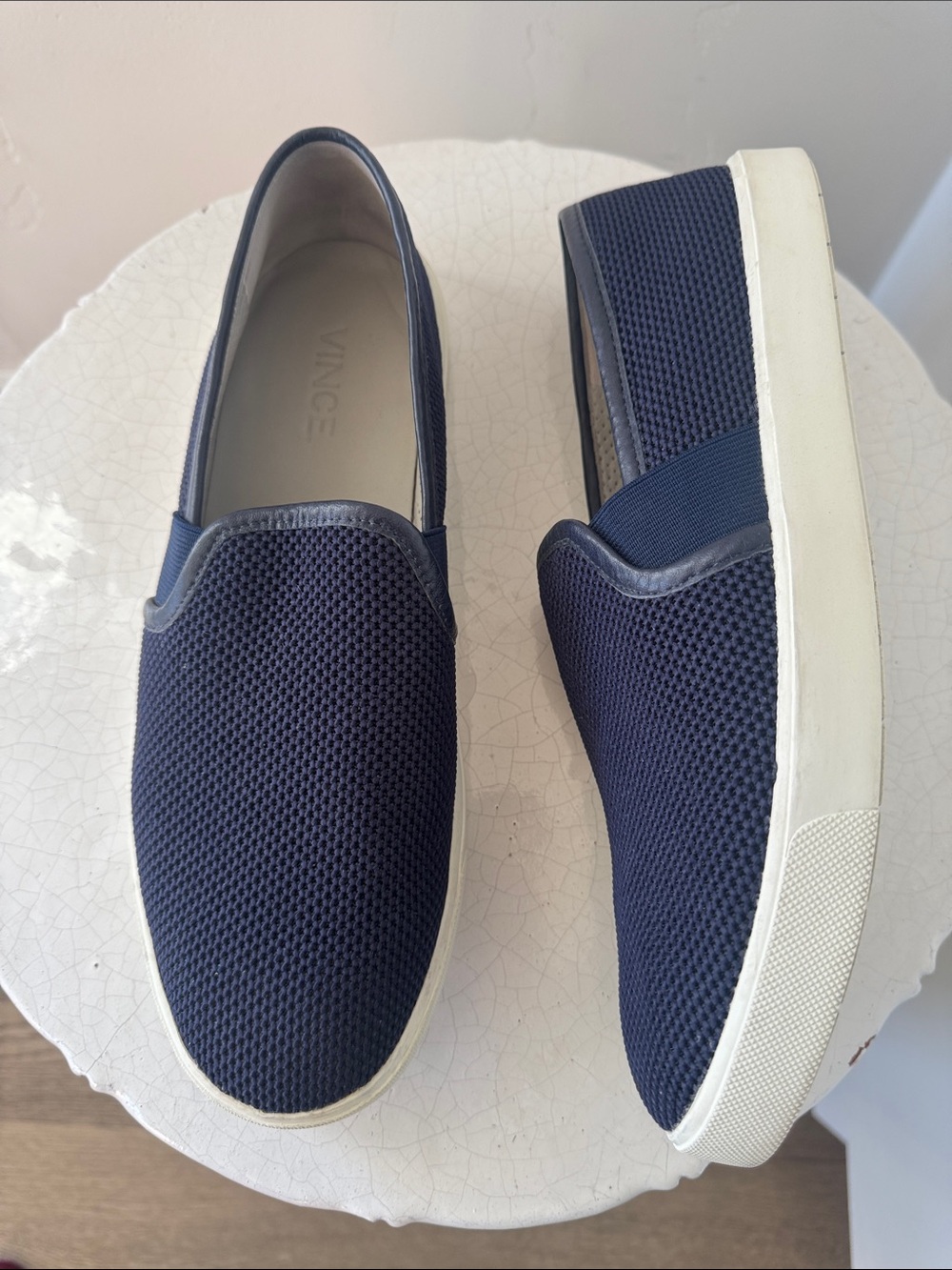 Vince Women’s Navy Mesh Slip-On Sneakers Casual Classic Minimalist Size 8.5
